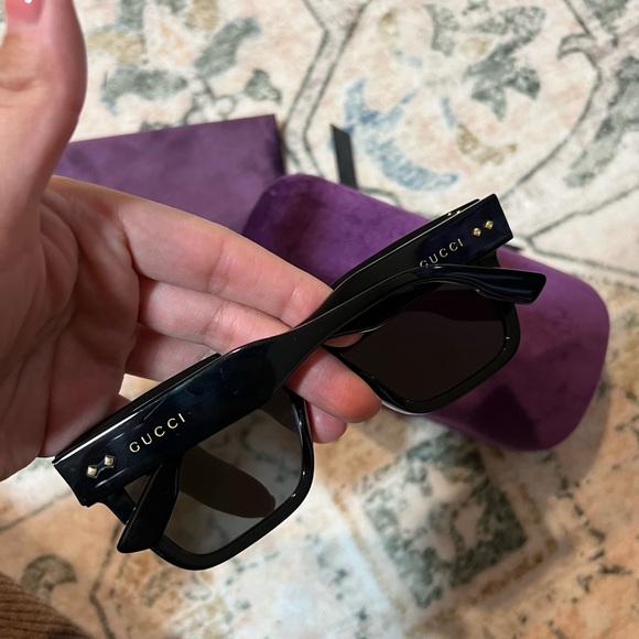 Gucci Square Sunglasses in Black - Picture 3 of 6